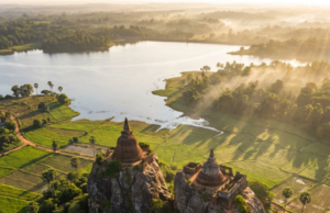 සීගිරියෙන් එහා ගිය කතාවක් – බඳගිරියේ සැඟවුණු ගල් පර්වත රාජධානිය