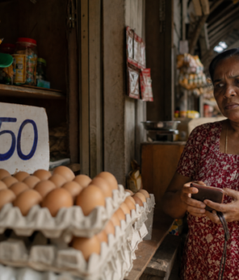ලොකු ලොකු පොරොන්දු දුන්නට බිත්තරයක් රුපියල් 50යි