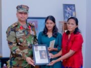 ජීවිතය පූජා කර සගයන් බේරාගත් විරුවාගේ පවුලේ සුවදුක් බලන්න හමුදාධිපති නිවසටම යයි